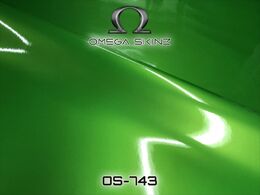 Omega Skinz OS-743 Funny Weed - Зеленая глянцевая пленка 1.524 m