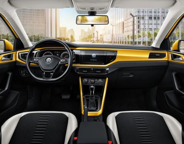 Защитное стекло Pixsel на монитор VOLKSWAGEN POLO 11.3“ 2017 - 2021 (гибридное мат)