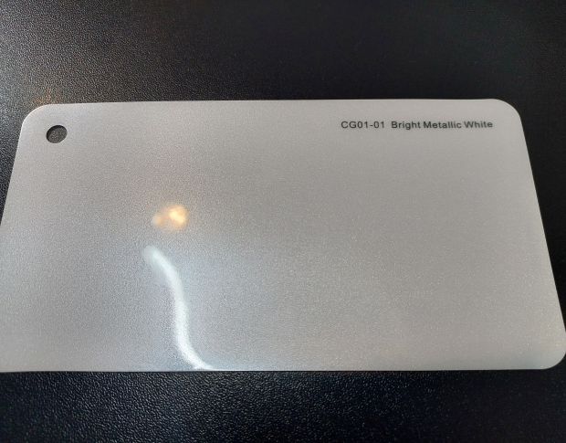 FORMULA PPF Bright Metallic White Gloss - Антигравийная защитная белая плёнка (глянцевая) 1.52 m