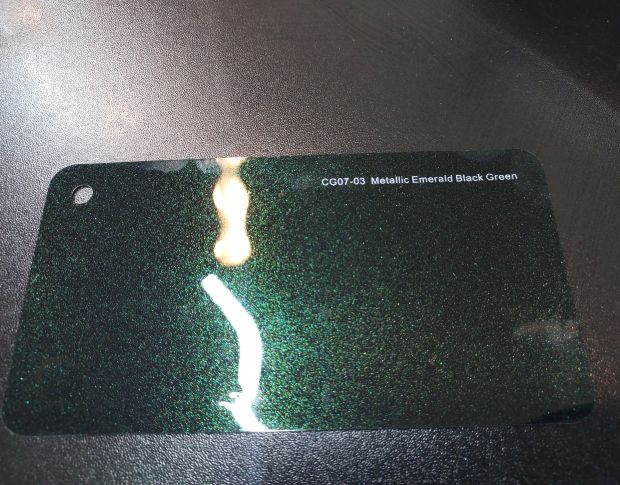 FORMULA PPF Metallic Emerald Black Green Gloss - Антигравийная защитная черная хамелеон плёнка (глянцевая) 1.52 m