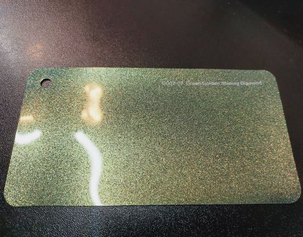 FORMULA PPF Green Golden Shining Diamond Gloss - Антигравийная защитная зелено-золотая хамелеон плёнка (глянцевая) 1.52 m