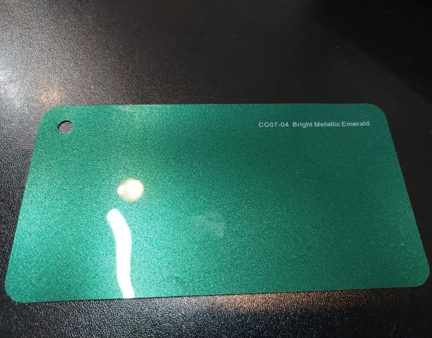FORMULA PPF Emerald Green Gloss G608 - Антигравійна захисна смарагдова плівка (глянцева) 1.52 m