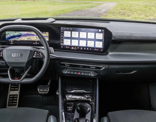 Захисне скло Pixsel на панель приладів AUDI Q3/RSQ3 32.2“ 2025 - (гібридне мат)