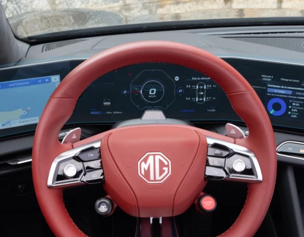 Защитное стекло Pixsel на приборную панель MG CYBERSTER 27.6“ 2025 - (гибридное мат)