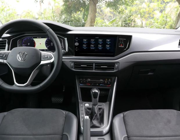 Защитное стекло Pixsel на монитор VOLKSWAGEN POLO 10.9“ 2017 - (гибридное глянец)