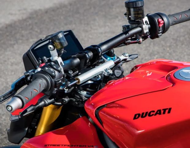 Защитное стекло Pixsel на спидометр мотоцикла DUCATI STREETFIGHTER V4 2025+ 8.2“ (гибридное глянец)