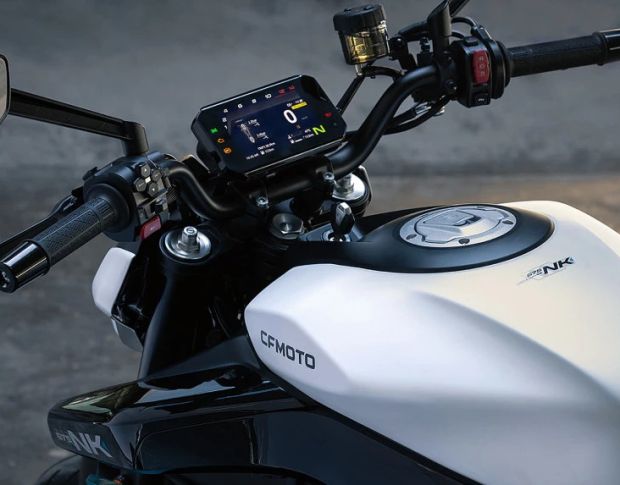 Захисне скло Pixsel на спідометр мотоцикла CFMOTO 675NK 2024+ 6.8“ (гібридне глянець)