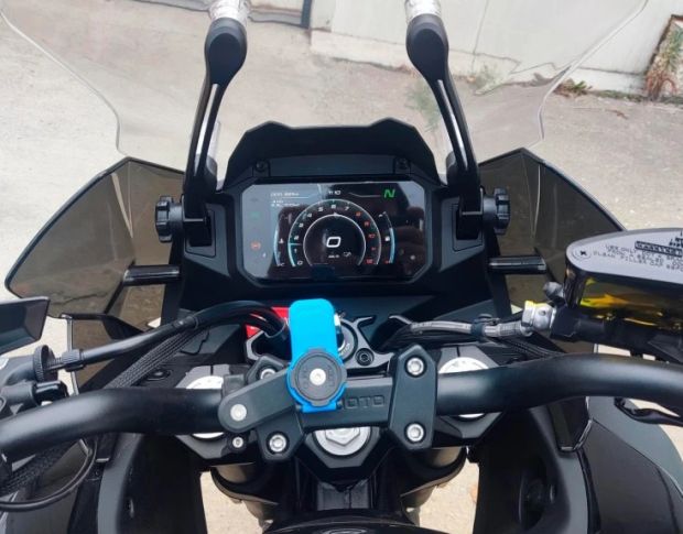 Защитное стекло Pixsel на спидометр мотоцикла CFMOTO 700MT 2023+ 6.8“ (гибридное глянец)