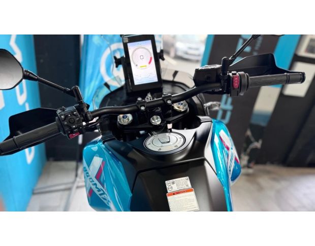 Защитное стекло Pixsel на спидометр мотоцикла CFMOTO 800MT-X 2025+ 9“ (гибридное глянец)