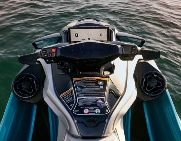 Защитное стекло Pixsel на спидометр гидроцикла BRP SEA-DOO RXT-X 325 2024 10.25“ (гибридное глянец)