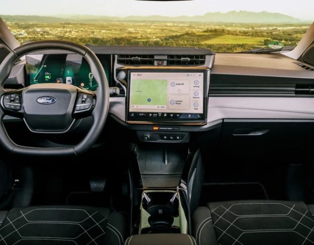 Защитное стекло Pixsel на приборную панель FORD PUMA GEN-E 13.6“ 2025 - (гибридное мат)