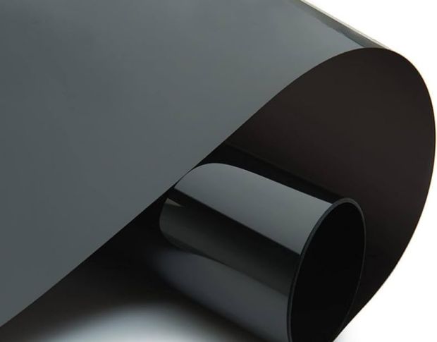 Декоративна чорна блекаут плівка FORMULA Black Out 1.52 m