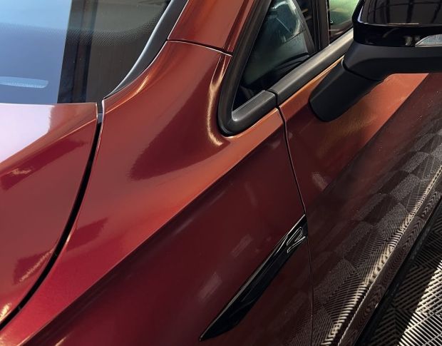 Oracal 970 Cranberry Gloss 320 1.524 m