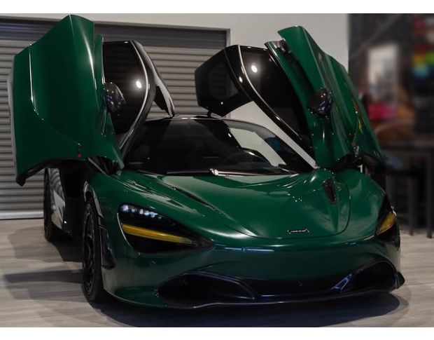 Oracal 970 Fir Tree Green Gloss 622 1.524 m