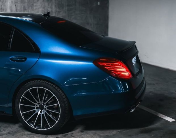 Oracal 970 Deep Blue Metallic 192 1.524 m