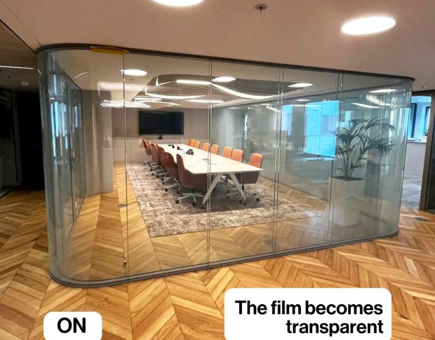 Solar Screen E-Film - Пленка с активацией непрозрачности