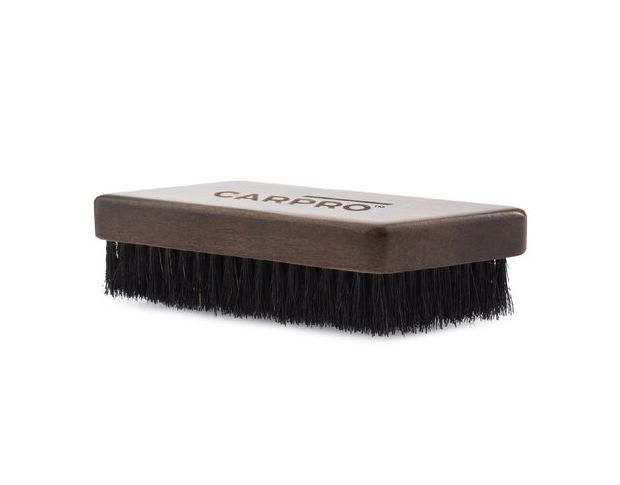 CarPro Leather And Fabric Brush - Мягкая щетка для чистки кожи (1 шт)
