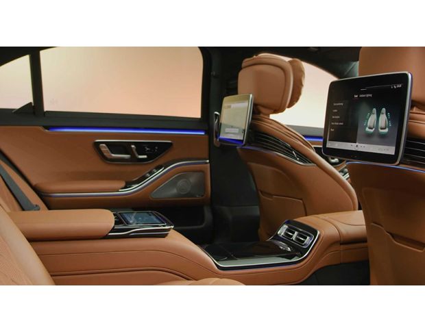 Защитное стекло Pixsel для заднего монитора MERCEDES BENZ GLS-CLASS - 13.6“ 2019 - 2023 (гибридное глянец)