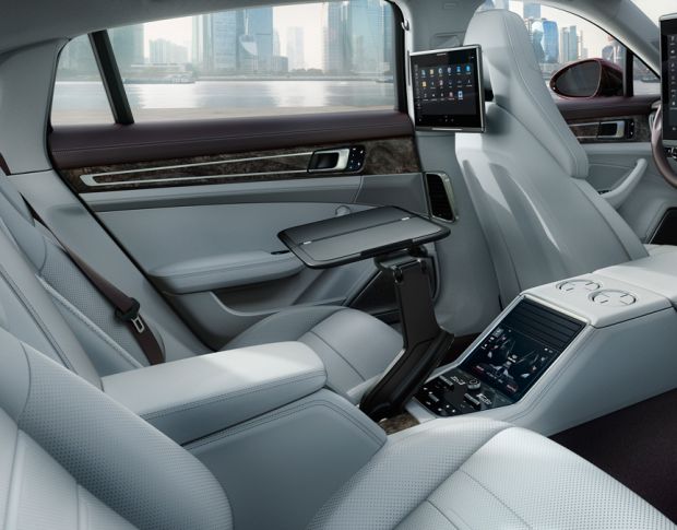 Захисне скло Pixsel для монітора підлокітника PORSCHE PANAMERA - 8.5“ 2017 - 2023 (гібридне глянець)