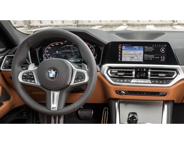Защитное стекло Pixsel для панели приборов с камерой BMW 4 / M4 - 14“ 2020 - 2023 (G22, G23, G26, G82, G83) (гибридное глянец)