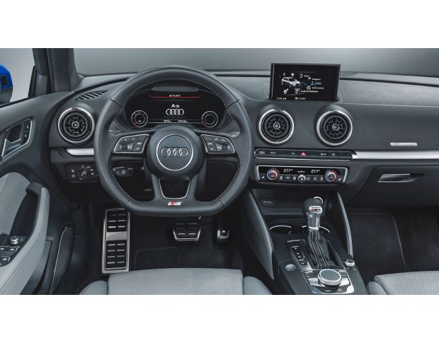 Защитное стекло Pixsel на монитор AUDI A3 / S3 / RS3 - 7.8“ 2016 - 2019 (гибридное мат)
