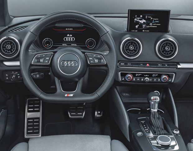 Защитное стекло Pixsel на монитор AUDI A3 / S3 / RS3 - 7.8“ 2016 - 2019 (гибридное мат)