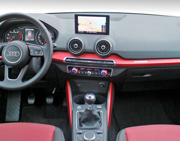 Захисне скло Pixsel на монітор AUDI Q2 - 7.8“ 2016 - (гібридне глянець)