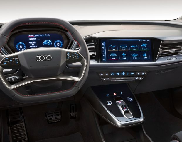 Защитное стекло Pixsel на монитор AUDI Q5 E-Tron - 12.4“ 2022 - (гибридное мат)