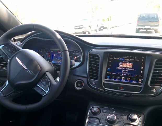 Захисне скло Pixsel на монітор CHRYSLER 200 - 8.1“ 2013 - 2016 (гібридне мат)