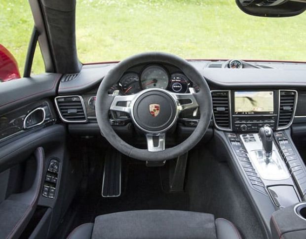Защитное стекло Pixsel на монитор PORSCHE PANAMERA - 7“ 2013 - 2016 (гибридное глянец)