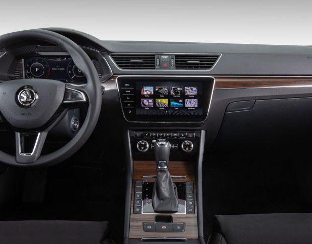 Защитное стекло Pixsel на монитор SKODA SUPERB - 13.2“ 2019 - 2024 (гибридное мат)