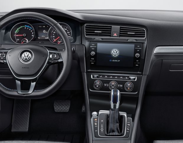 Защитное стекло Pixsel на монитор VOLKSWAGEN E-GOLF - 10.9“ 2017 - 2020 (гибридное мат)