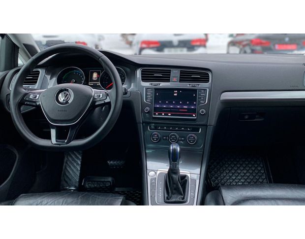 Защитное стекло Pixsel на монитор VOLKSWAGEN E-GOLF 8“ 2014 - 2016 (гибридное мат)