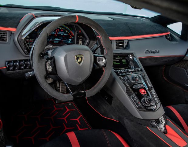 Захисне скло Pixsel на панель приладів LAMBORGHINI AVENTADOR - 13.8“ 2018 - (гібридне мат)