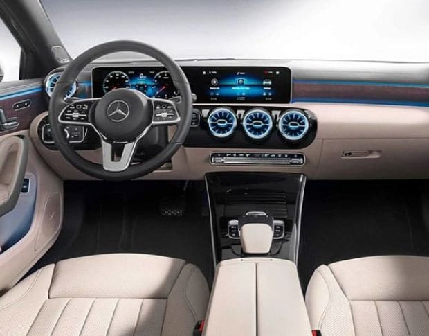 Захисне скло Pixsel на панель приладів MERCEDES BENZ A-CLASS - 24.7“ 2018 - (гібридне мат)