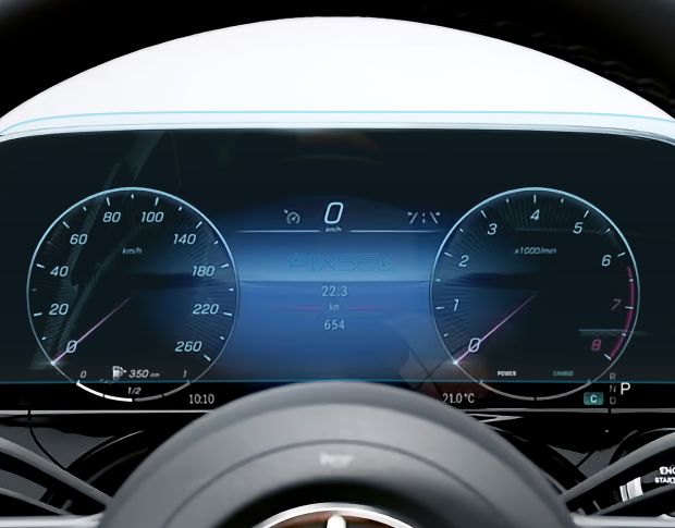 Захисне скло Pixsel на панель приладів MERCEDES BENZ E-CLASS - 14.8“ 2023 - (гібридне мат)