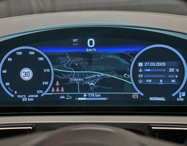 Защитное стекло Pixsel на приборную панель PORSCHE CAYENNE - 15.2“ 2023 - (гибридное мат)
