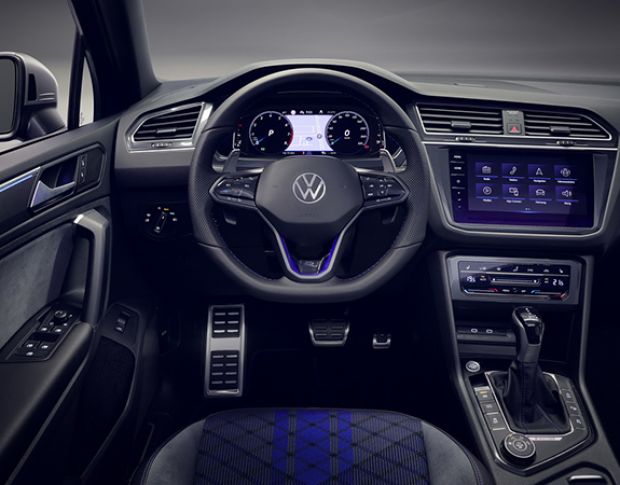 Захисне скло Pixsel на панель приладів VOLKSWAGEN TIGUAN - 9.9“ 2021 - 2023 (гібридне мат)
