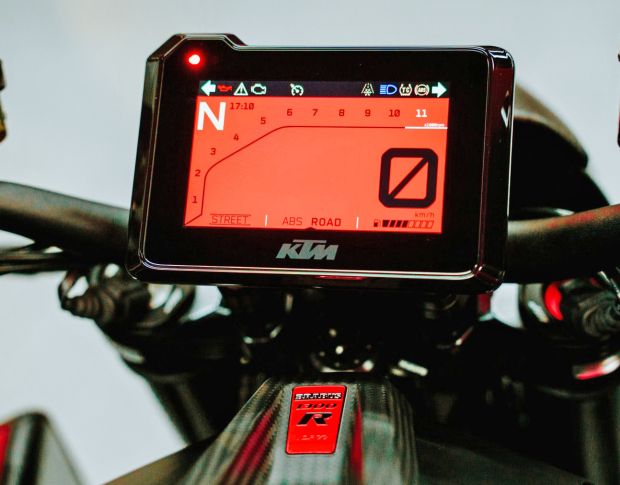 Захисне скло Pixsel на спідометр мотоцикла KTM Brabus 1500 R 6.8“ (гібридне глянець)
