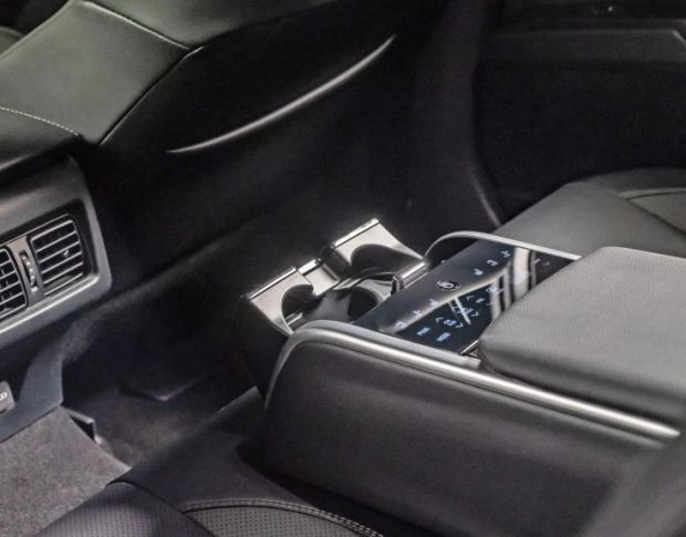 Захисне скло Pixsel на задній клімат-контроль TOYOTA CAMRY 8“ 2024 - (гібридне глянець)