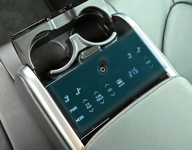 Захисне скло Pixsel на задній клімат-контроль TOYOTA CAMRY 8“ 2024 - (гібридне глянець)