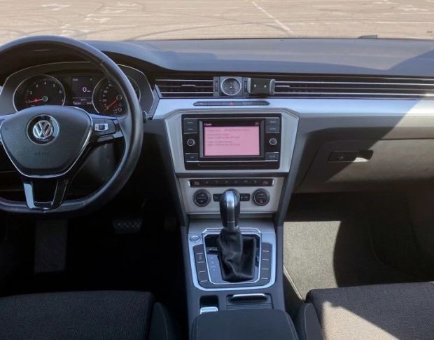 Защитное стекло Pixsel на монитор VOLKSWAGEN PASSAT 6.5“ 2019 - 2022 (гибридное глянец)