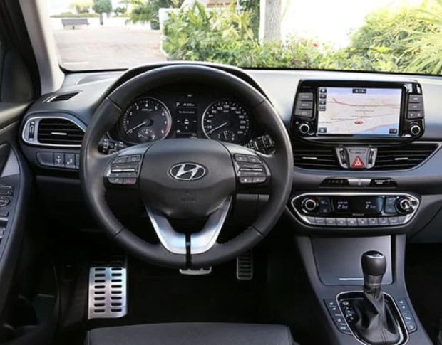 Защитное стекло Pixsel на монитор HYUNDAI i30 7.9“ 2020 - (гибридное глянец)