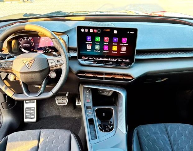Защитное стекло Pixsel на приборную панель CUPRA TERRAMAR 9.9“ 2022 - (гибридное мат)