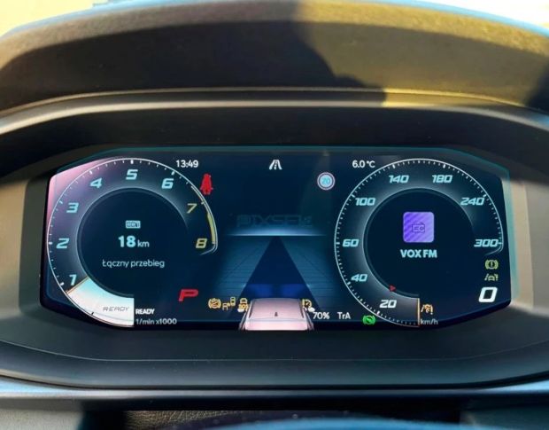 Защитное стекло Pixsel на приборную панель CUPRA TERRAMAR 9.9“ 2022 - (гибридное мат)