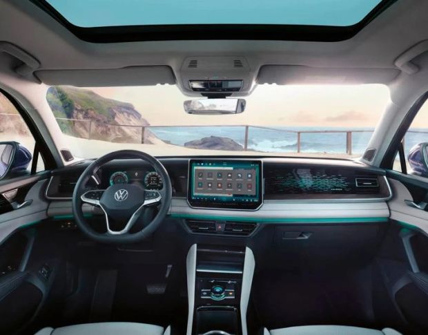 Защитное стекло Pixsel на монитор VOLKSWAGEN TAYRON 14“ 2025 - (гибридное глянец)