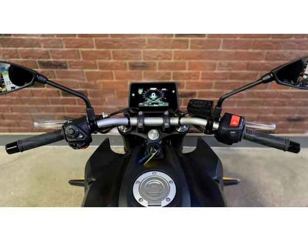 Захисне скло Pixsel на спідометр мотоцикла YAMAHA MT-07 7.9“ 2025 - (гібридне глянець)