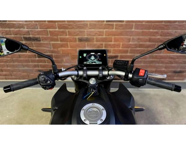 Захисне скло Pixsel на спідометр мотоцикла YAMAHA MT-07 Y-AMT 7.9“ 2025 - (гібридне глянець)